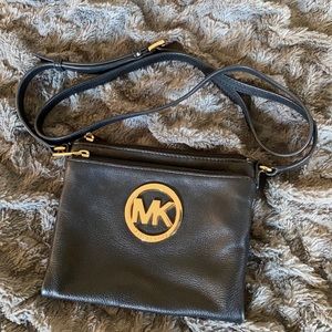 Michael Kors crossbody purse